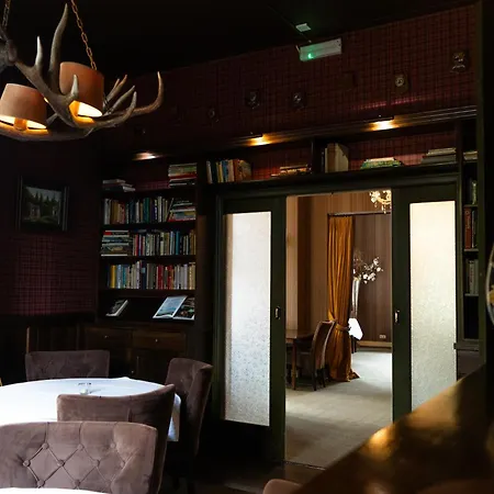 't Witte Hoes Hotel *